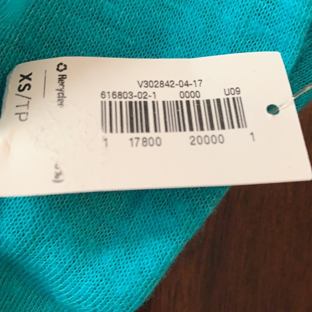 ❤️HP❤️ NWT Old Navy XS maternity XS turquoise shirt - Picture 3 of 3
